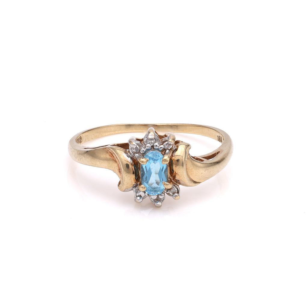 ReMarkable Estate Estate Collection Color Gemstone Ring in 10 Karat Yellow Gold with 1 Oval Blue Topaz 0.22ctw