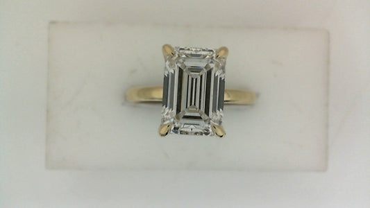 ReMARKable Designs Hidden Accent Lab-Grown Diamond Complete Engagement Ring in 14 Karat Yellow Gold with 3.04ct Emerald Center Lab-Grown Diamond, Color: F, Clarity: VS2