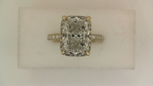 ReMARKable Designs Hidden Accent Side Stone Lab-Grown Diamond Complete Engagement Ring in 14 Karat Yellow Gold, Ladies Size 7