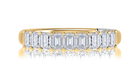 A. Jaffe Natural Diamond Ladies Wedding Band in 14 Karat Yellow Gold with 1.04ctw Emerald Diamonds, Clarity: SI1-SI2, Color: G