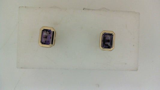 Color Gemstone Ring in 10 Karat Yellow with 1 Emerald Amethyst 0.93ctw