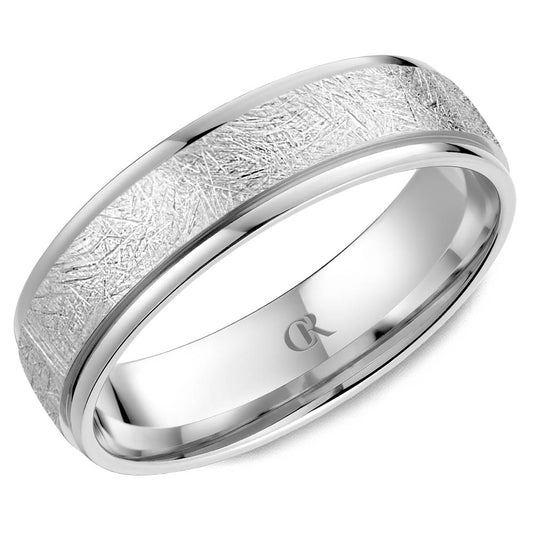 14K yellow gold polished carved band.