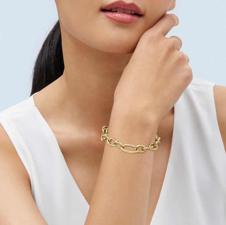 14K yellow gold open link bracelet.