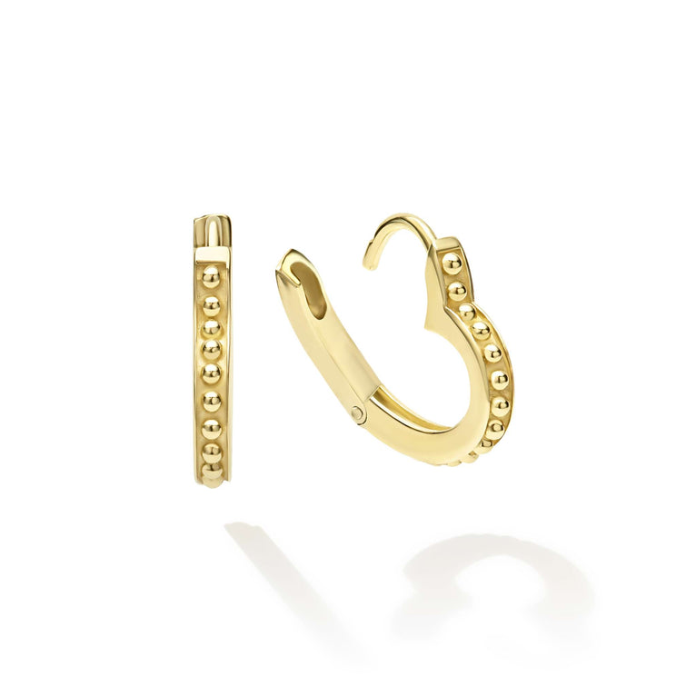 Yellow gold heart earrings, polished finish.