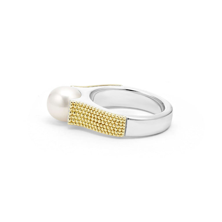 Sterling silver ring with white pearl.