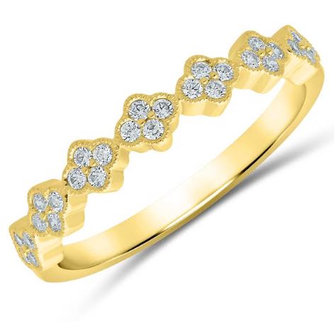 Yellow gold band with floral diamond clusters.