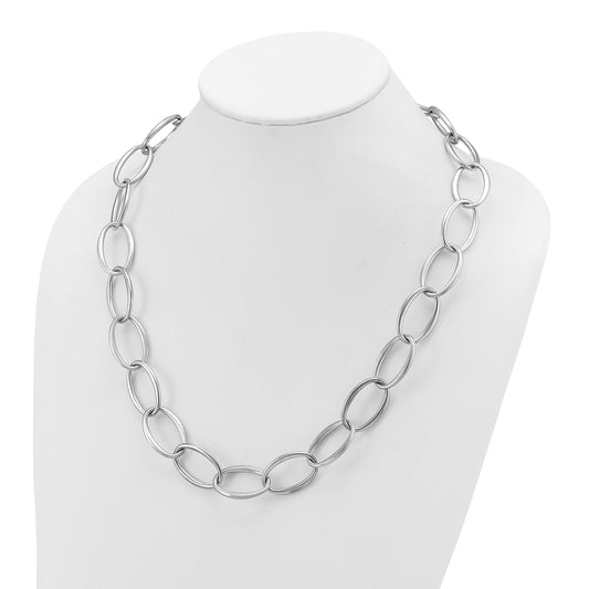 Sterling silver oval link necklace.