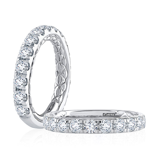 A. Jaffe EMD Stackable Natural Diamond Band in 14 Karat White Yellow Gold, Size 6