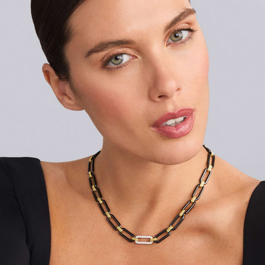 Black-yellow ceramic necklace with round diamonds.