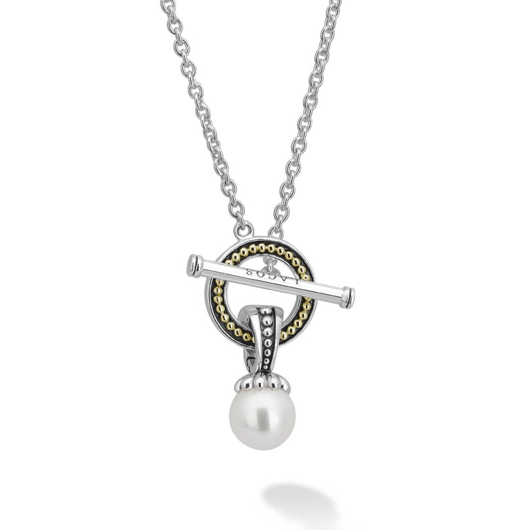 Sterling silver necklace with pearl pendant.