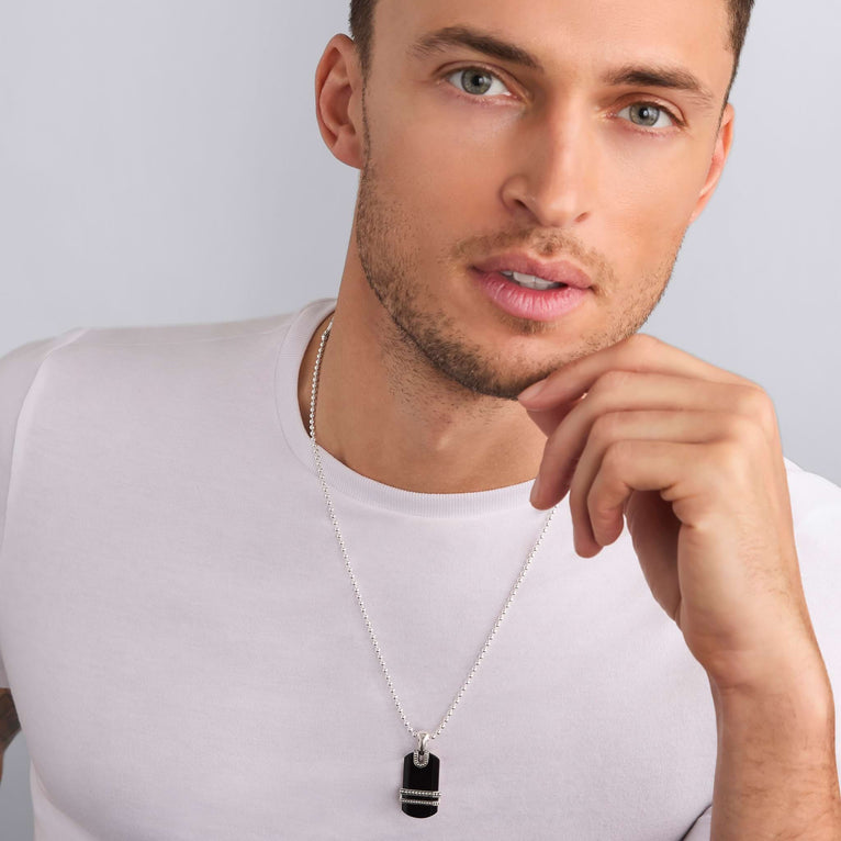 Rectangular black agate pendant in silver.