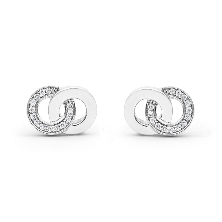 Interlocking diamond circle stud earrings.