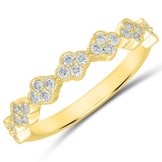 Yellow gold band with floral diamond clusters.