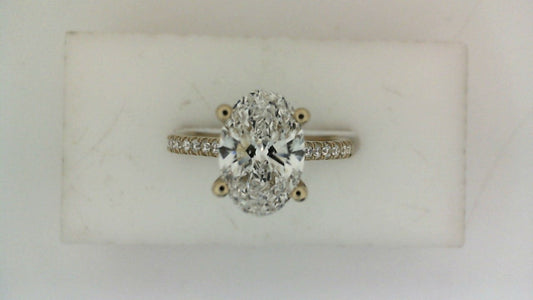 ReMARKable Designs Hidden Accent Lab-Grown Diamond Complete Engagement Ring in 14 Karat Yellow Gold with 2.00ct Oval Center Lab-Grown Diamond, Color: E, Clarity: VVS2