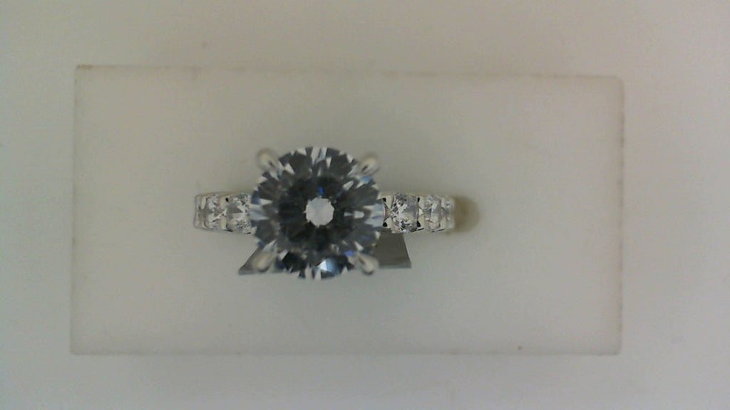 14K white gold ring with rose-cut diamonds.