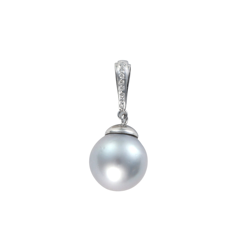 14K white gold pendant, grey South Sea pearl.