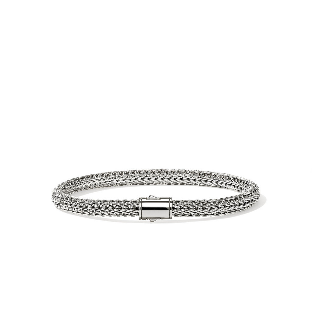 Sterling silver foxtail bracelet with clasp.