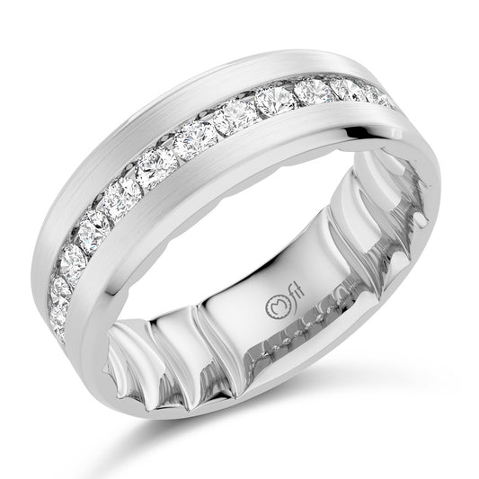 Satin-finish white-yellow carved band ring.