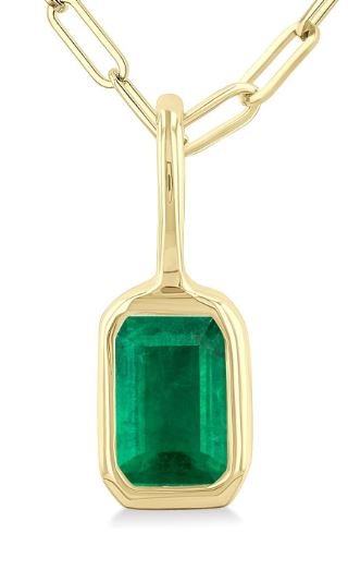 Emerald pendant on yellow gold paperclip chain.