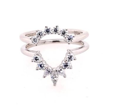 Diamond band with various shapes in white gold.