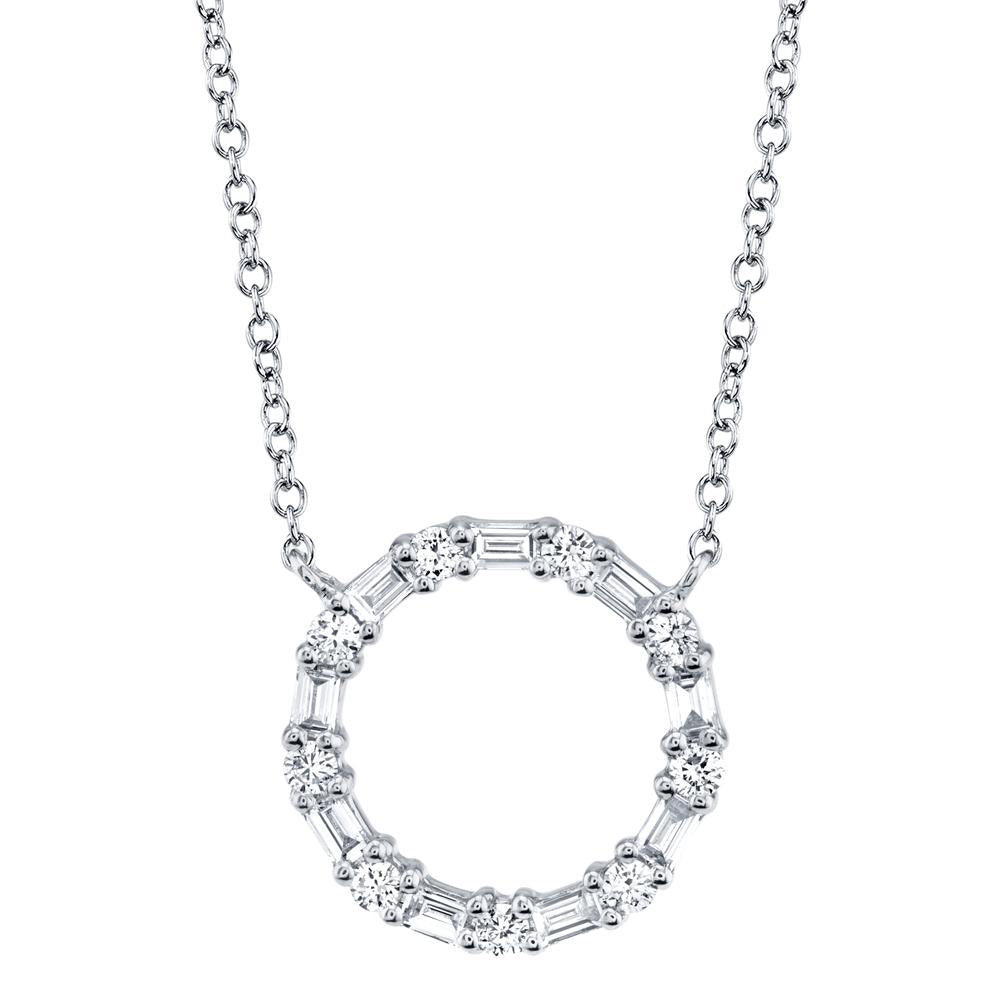 Circle necklace with diamonds in white gold.
