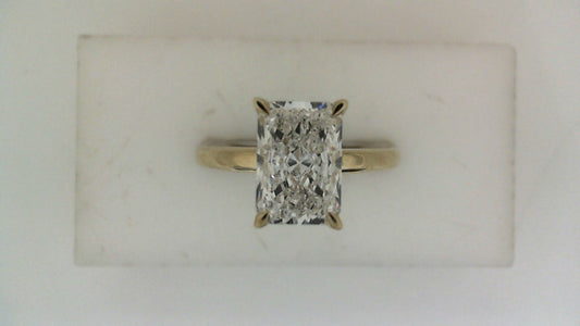ReMARKable Designs Hidden Accent Lab-Grown Diamond Complete Engagement Ring in 14 Karat Yellow Gold with 1 Radiant 2.00ct Lab-Grown Diamond, Color: F, Clarity: VS2