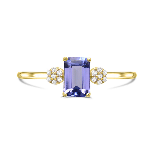 Tanzanite ring with diamonds in yellow gold.