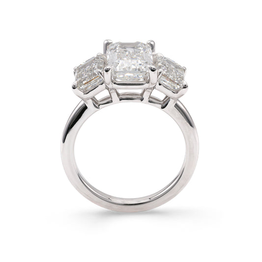 ReMARKable Designs Three Stone Complete Engagement Ring in 14 Karat White Gold with 3.09ctw of Round Lab-Grown Diamonds, Clarity: VS2, Color: G