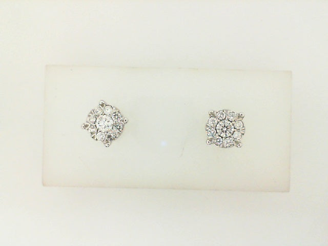 Round diamond stud earrings in white gold.