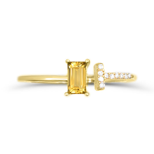 ReMARKable Designs Color Gemstone Ring with 1 Baguette Citrine 5mm-5mm in 10 Karat Yellow Gold