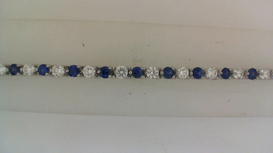 Sapphire and diamond bracelet in white gold.