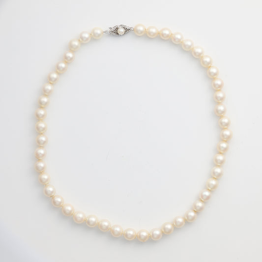 Akoya pearl necklace with white gold clasp.