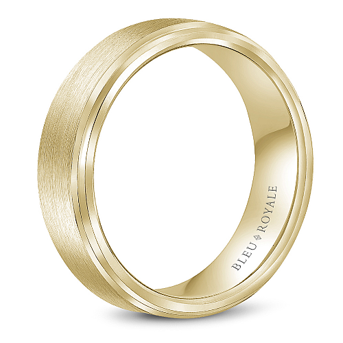 14K yellow gold band, carved satin finish.