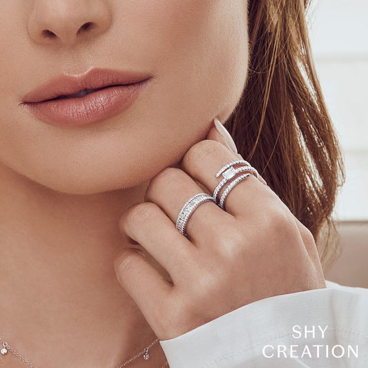 White gold ring with natural diamonds.