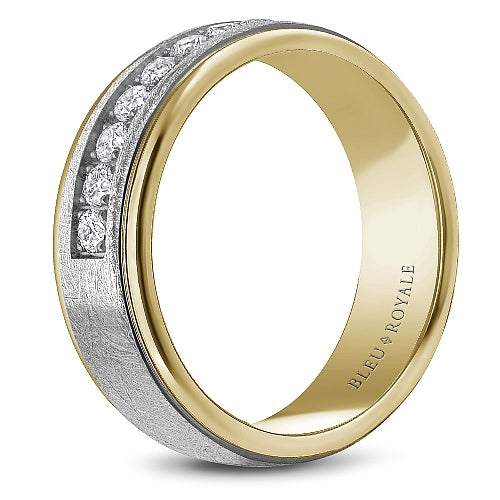 White-yellow gold band with nine round diamonds.