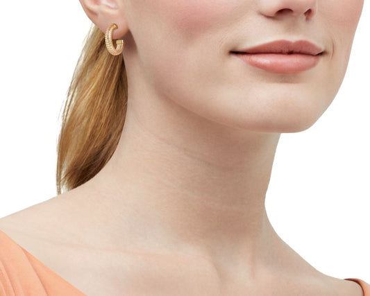 14K yellow polished small hoop earrings.