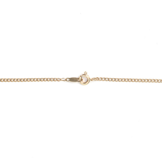 14K yellow gold curb chain clasp.