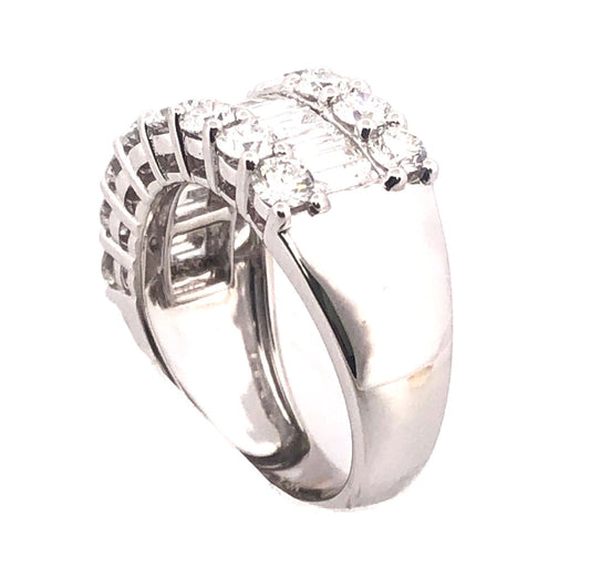 14K white gold diamond band, baguette, round.