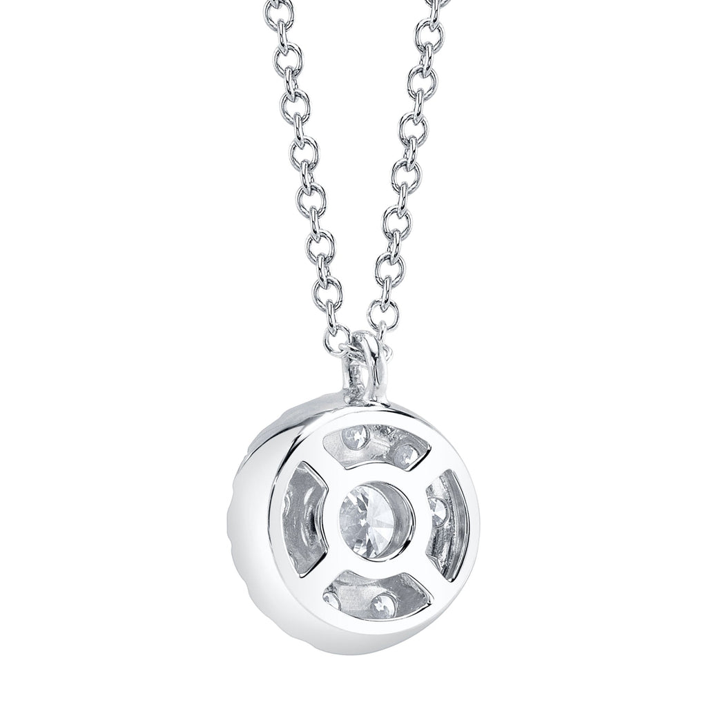 Round diamond pendant, white gold, cable chain.