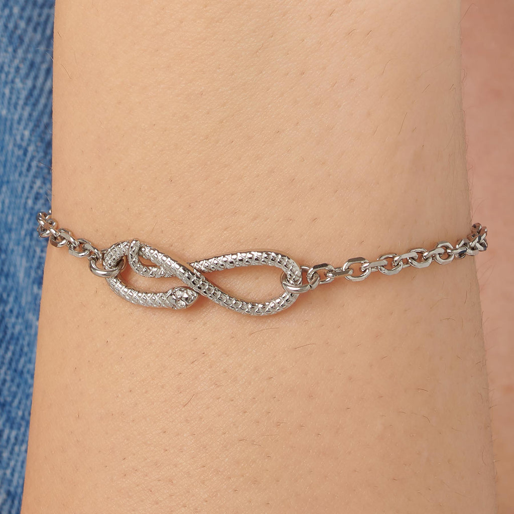 Stainless steel bracelet with infinity design.