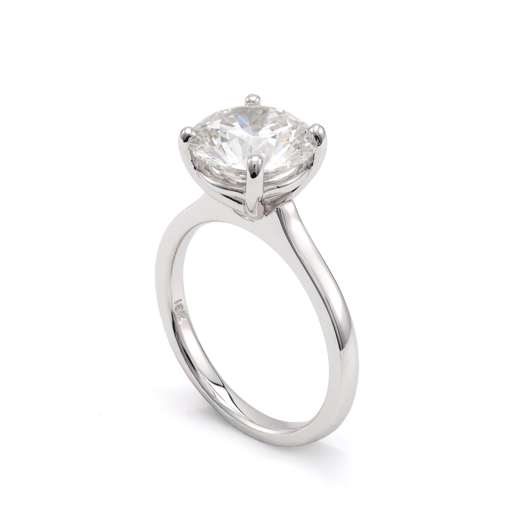 Lab-grown diamond ring, 18K white gold.