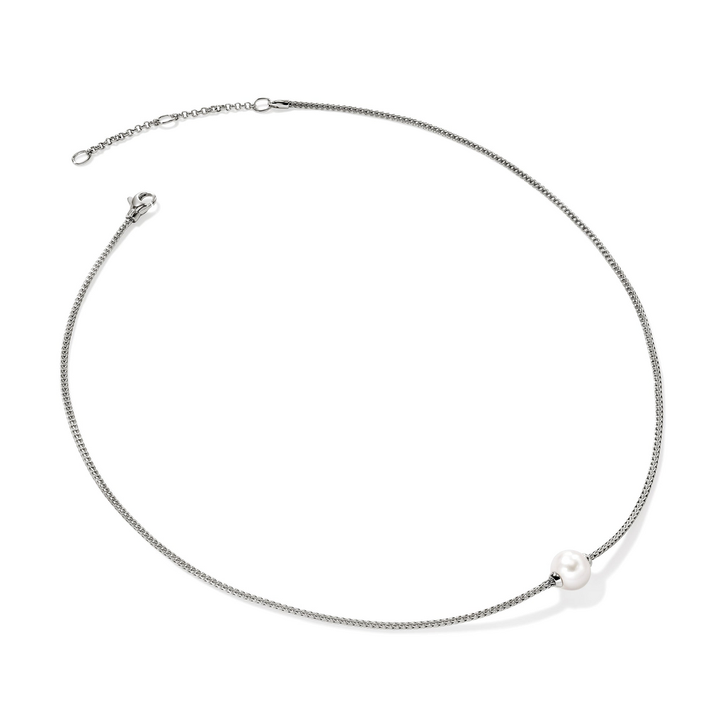 Sterling silver necklace with pearl pendant.