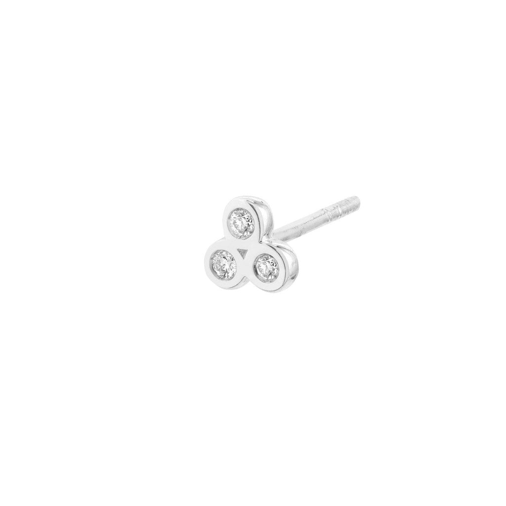 Three round diamonds in white gold setting.