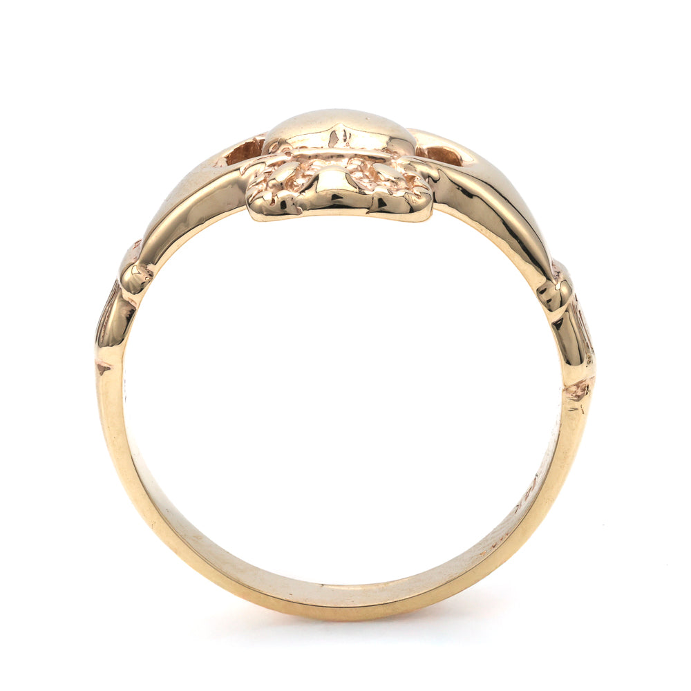 14K yellow gold ring with engraved design.