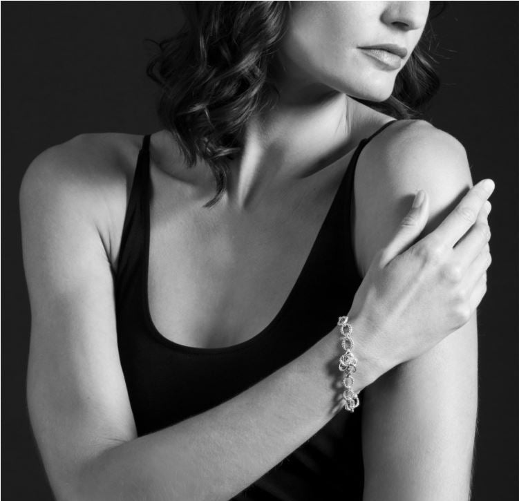 LAGOS Love Knot Collection Oval Link Bracelet (No
