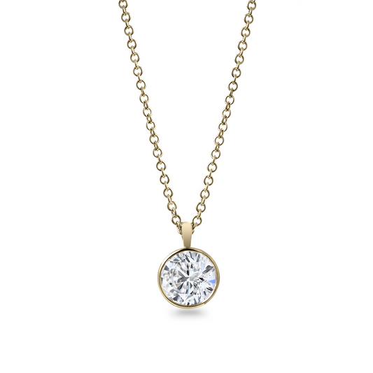 18K yellow gold necklace with diamond pendant.