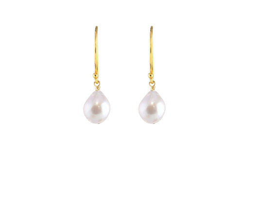 Gold-filled drop earrings with round pearls.