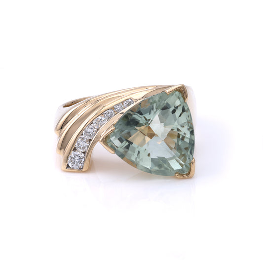 ReMARKable Estate Color Gemstone Ring in 14 Karat Yellow Gold with 1 Trillian Prasiolite 12.27mm-12.27mm
