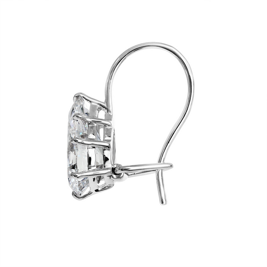 Pear-shaped diamond drop earring in white gold.
