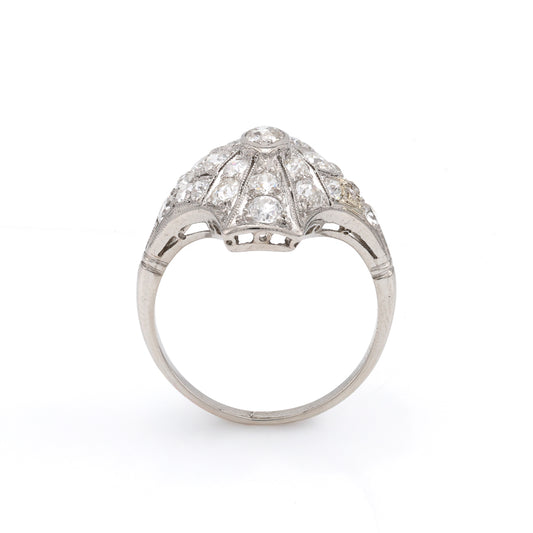 ReMarkable Estate Vintage Natural Diamond Fashion Ring in Platinum White with 0.10ctw H/I SI2-I1 Old European Diamond
